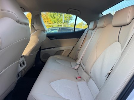 2019 Toyota Camry - photo 18
