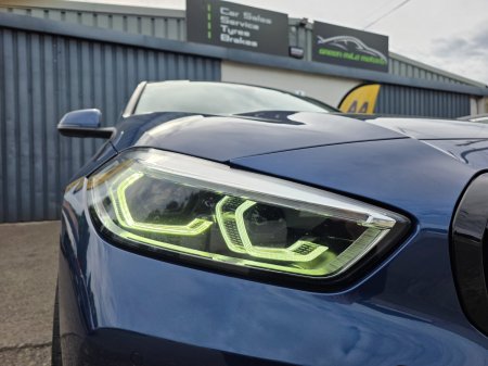 2022 BMW 1-Series - photo 9