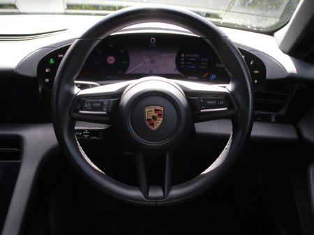 2023 Porsche Taycan - photo 10
