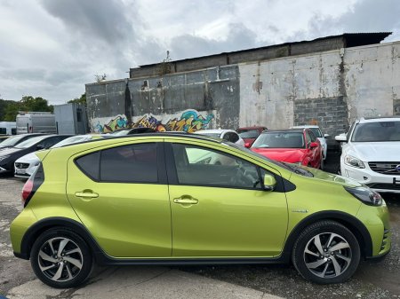 2017 Toyota Aqua - photo 7