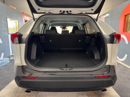 2020 Toyota RAV4 - photo 7