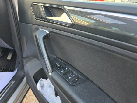 2017 Volkswagen Tiguan - photo 8