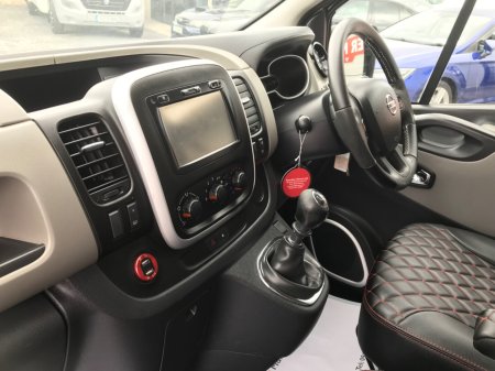 2018 Nissan NV300 - photo 30