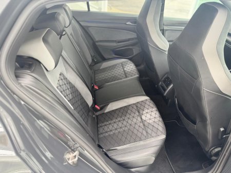 2024 Volkswagen Golf - photo 12