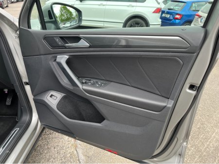 2020 Volkswagen Tiguan - photo 15