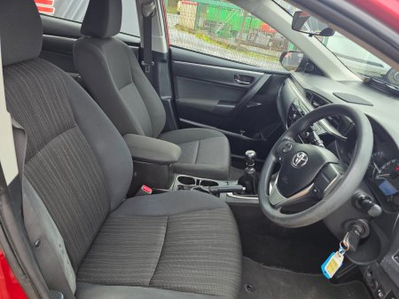 2016 Toyota Corolla - photo 8