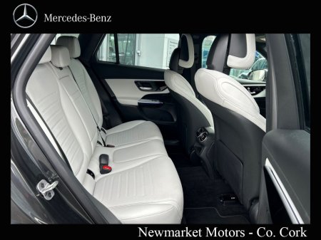 2025 Mercedes-Benz GLC - photo 3