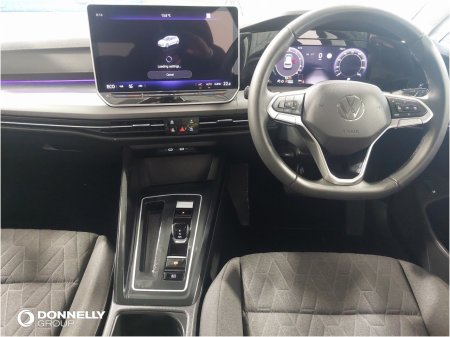 2025 Volkswagen Golf - photo 16
