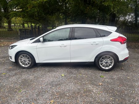 2017 Ford Focus - photo 9