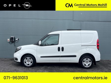2023 Fiat Doblo - photo 2