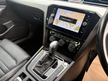 2020 Volkswagen Passat - photo 8