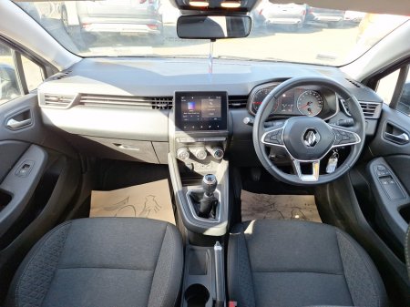 2021 Renault Clio - photo 8