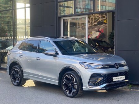 2025 Volkswagen Tiguan - photo 3