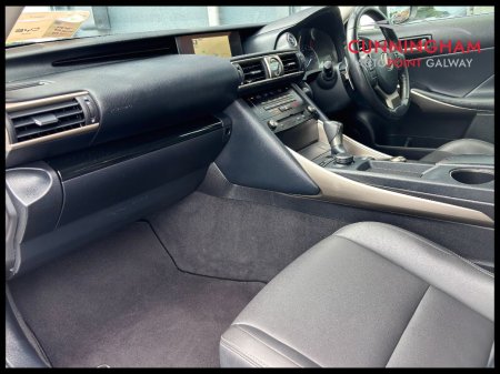 2018 Lexus IS - photo 6