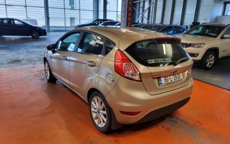 2016 Ford Fiesta - photo 5