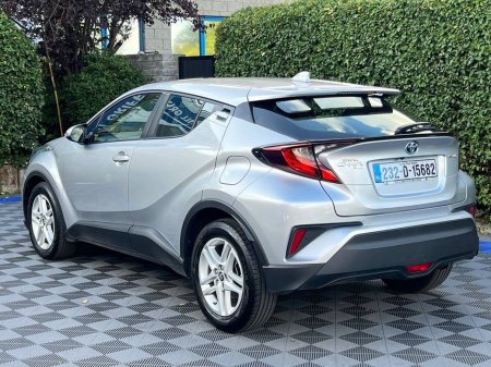 2023 Toyota C-HR - photo 5