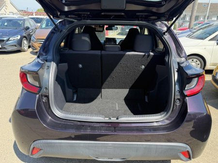 2020 Toyota Yaris - photo 16