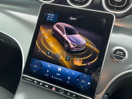 2025 Mercedes-Benz GLC - photo 27