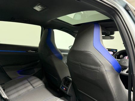 2026 Volkswagen Golf - photo 14