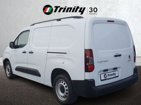 2020 Peugeot Partner - photo 2