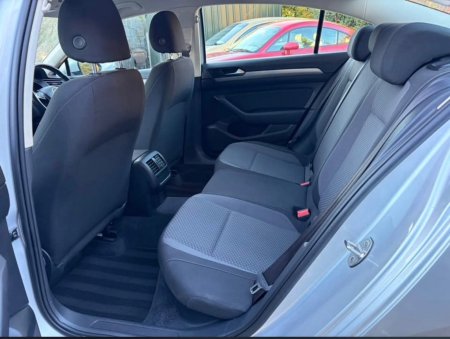 2017 Volkswagen Passat - photo 22