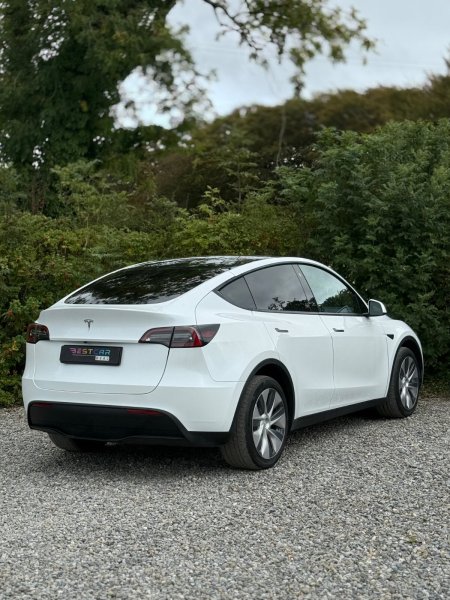 2023 Tesla Model Y - photo 16
