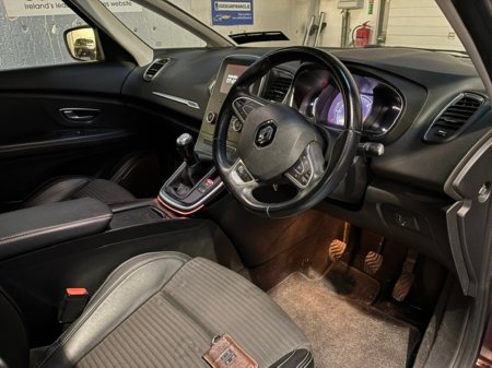 2018 Renault Grand Scenic - photo 9