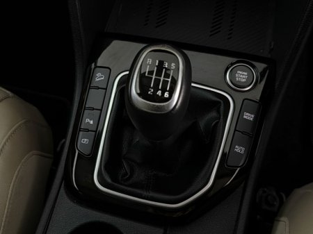2022 Kia Sportage - photo 23