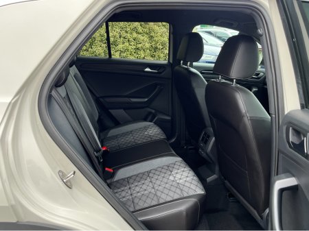2024 Volkswagen T-Roc - photo 10