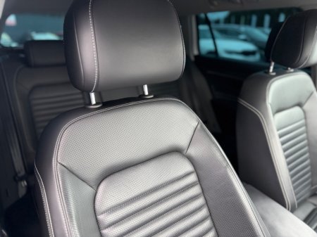 2021 Volkswagen Passat - photo 14