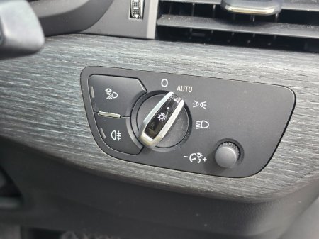 2016 Audi A4 - photo 18