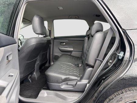 2013 Toyota Prius - photo 10
