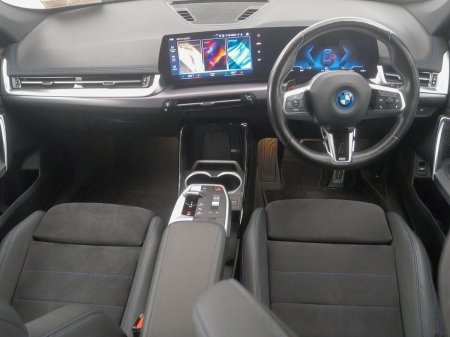 2023 BMW iX1 - photo 4