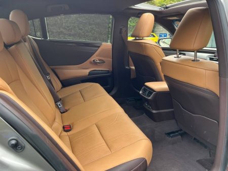2021 Lexus ES - photo 9