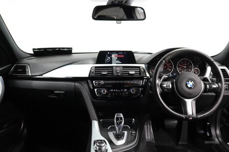 2017 BMW 3-Series - photo 16