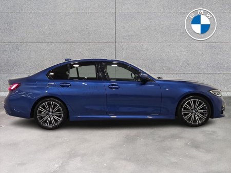 2022 BMW 3-Series - photo 25
