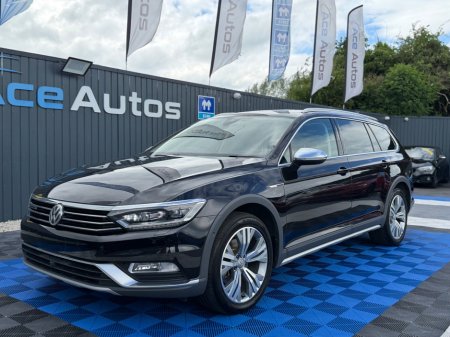 2018 Volkswagen Passat - photo 2