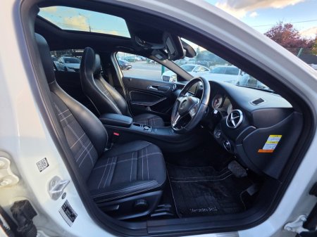 2015 Mercedes-Benz A-Class - photo 2