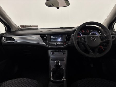 2017 Opel Astra - photo 14