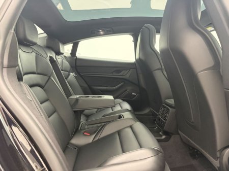 2023 Porsche Taycan - photo 23