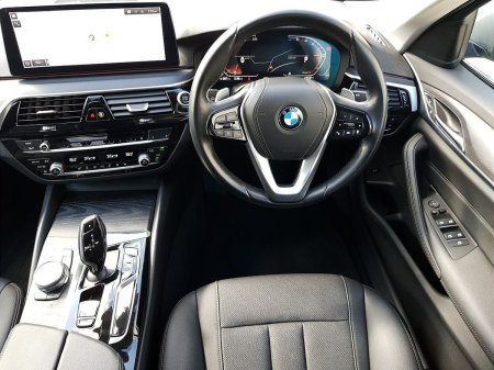 2023 BMW 5-Series - photo 5