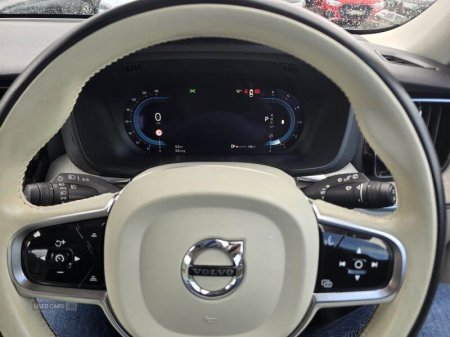 2022 Volvo XC60 - photo 11