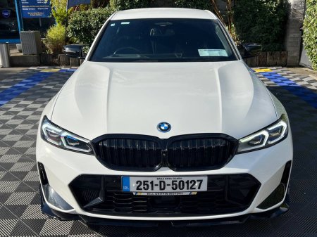 2025 BMW 3-Series - photo 16
