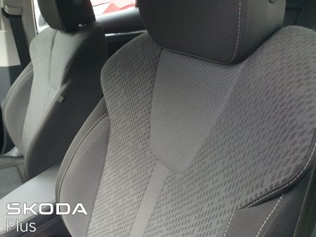 2023 Skoda Octavia - photo 23