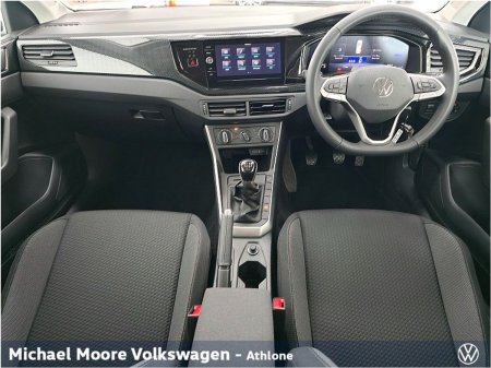 2027 Volkswagen Polo - photo 2