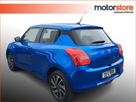 2023 Suzuki Swift - photo 2