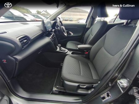 2024 Toyota Yaris Cross - photo 8