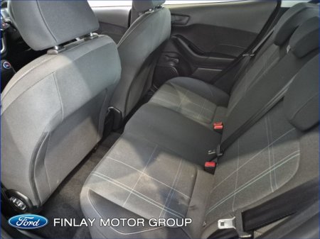 2021 Ford Fiesta - photo 8
