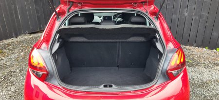 2017 Peugeot 208 - photo 9