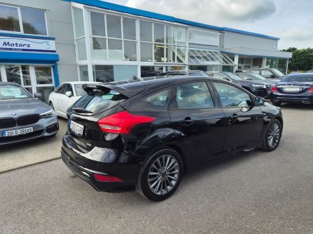 2017 Ford Focus - photo 6